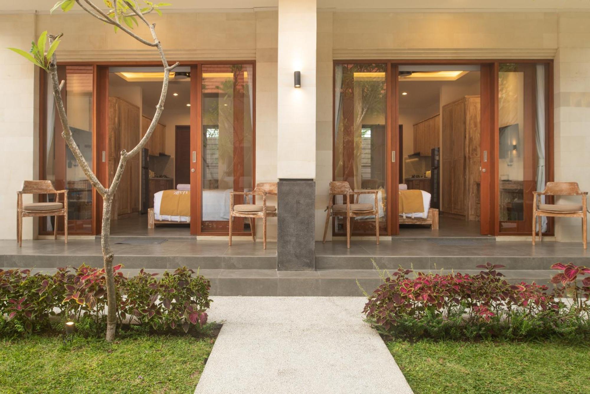 Hotel The Cozy Haven Sanur Esterno foto